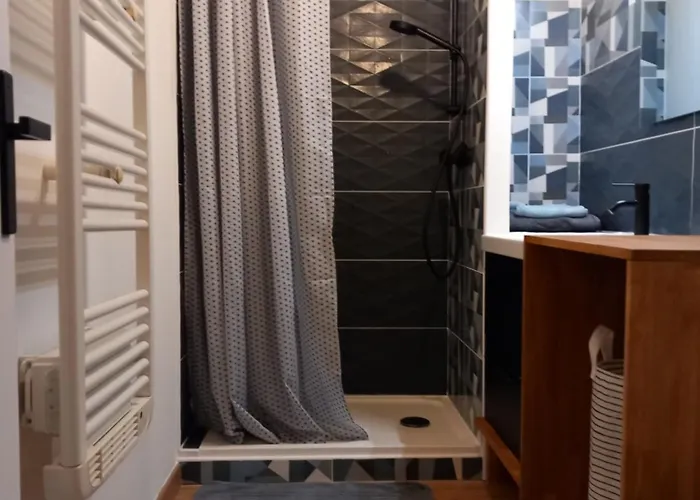 Apartamento En Baronnies Avec Balcon Et Parking